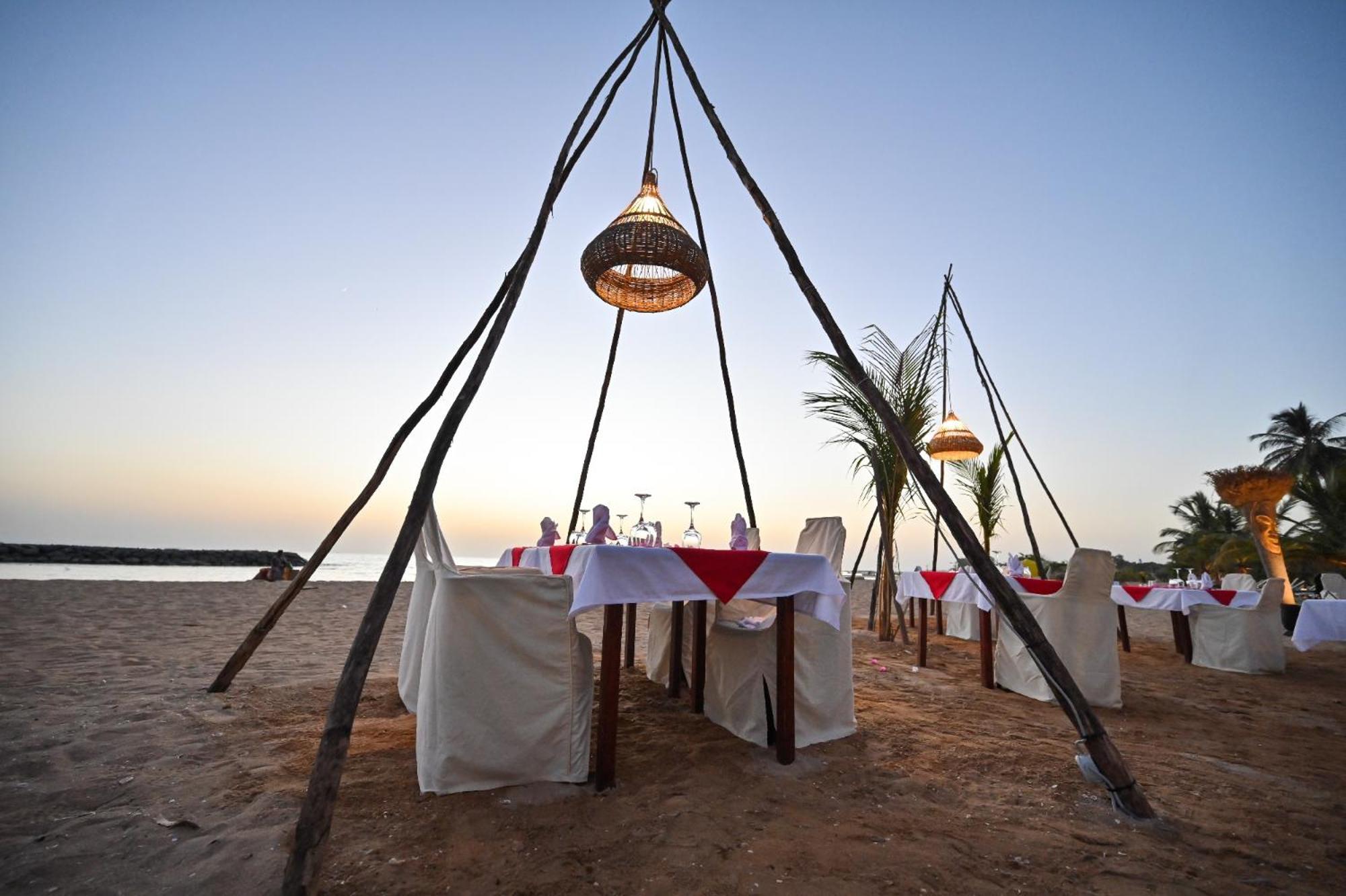 Le Saly Hotel & Hotel Club Filaos Exterior photo